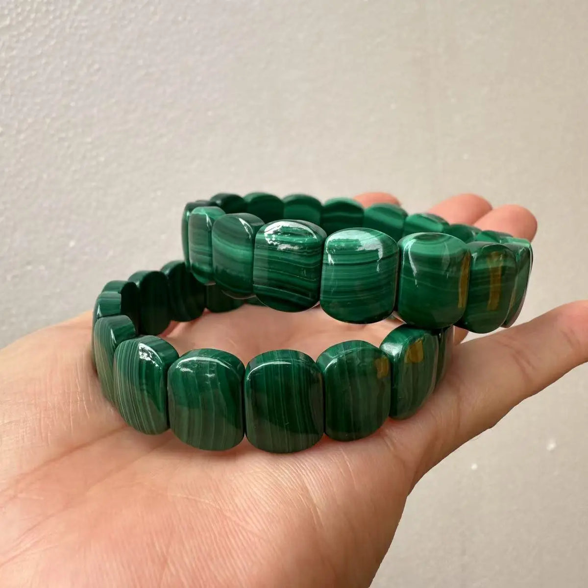 Genuíno a ++ natural verde malaquita contas pulseira para homens e mulheres presente do dia dos namorados atacado