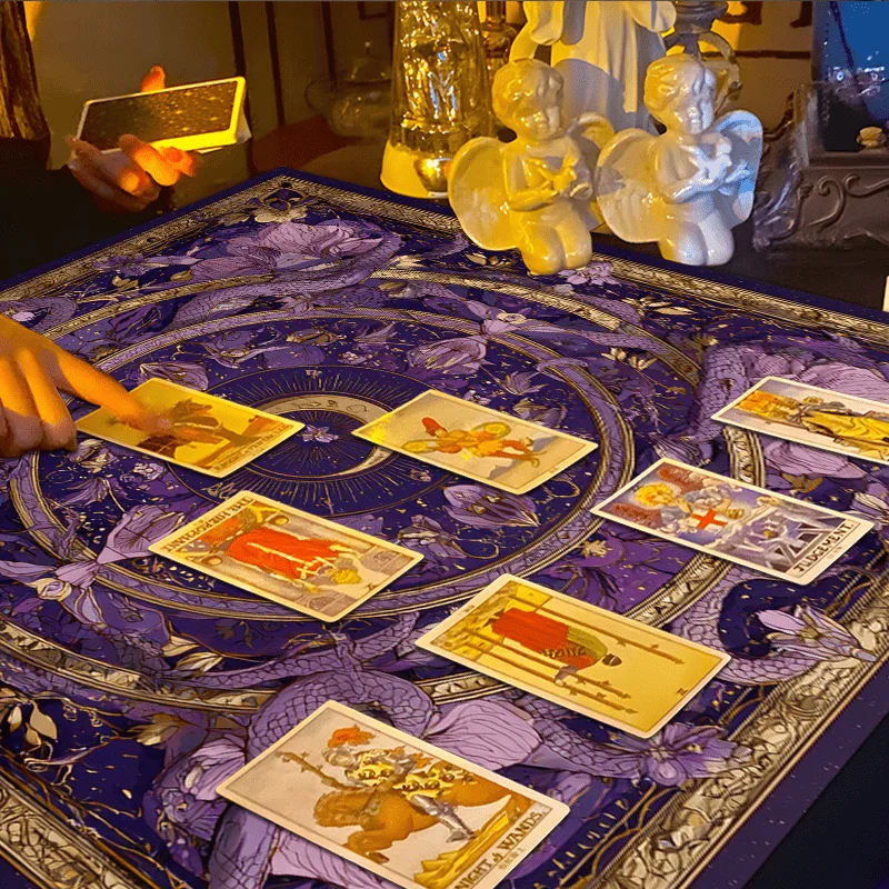 Mantel Santuario Violeta · Motivos Místicos