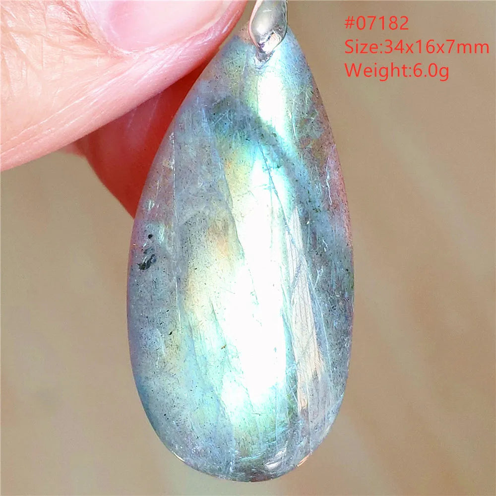 Colgante ovalado de labradorita azul