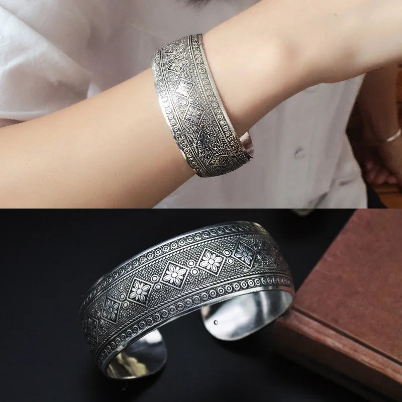 Brazalete Herencia · Motivos Grabados