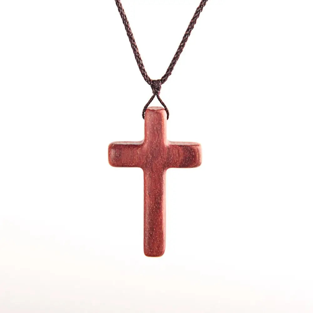 Collar de cruz de madera