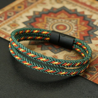 Pulsera Travesía: Doble Trenzado. Diseño y acabado de la pieza mostrada.
