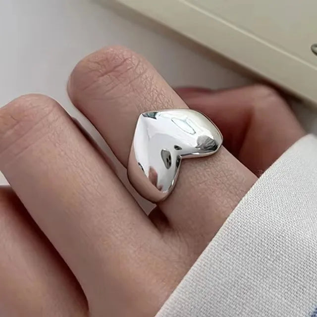 Anillo minimalista de piedra lunar