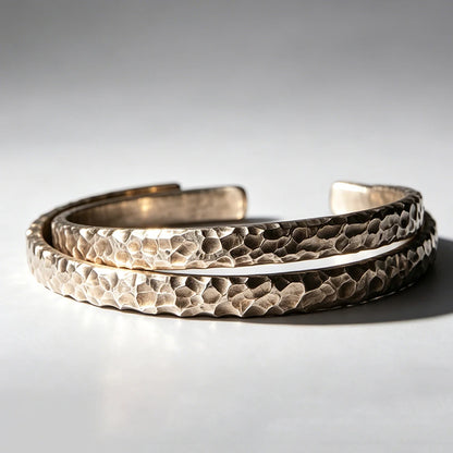 Pulseira de Metal Cobre Sólido Martelado Rústica Vintage Punk Unissex Bracelete Ajustável Joia Viking Presente para Homens e Mulheres
