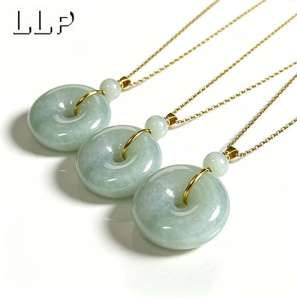 Pingente de jade natural de Mianmar, símbolo da paz, com fecho em prata S925. Um amuleto da sorte para atrair boa fortuna, ideal como presente para mulheres.