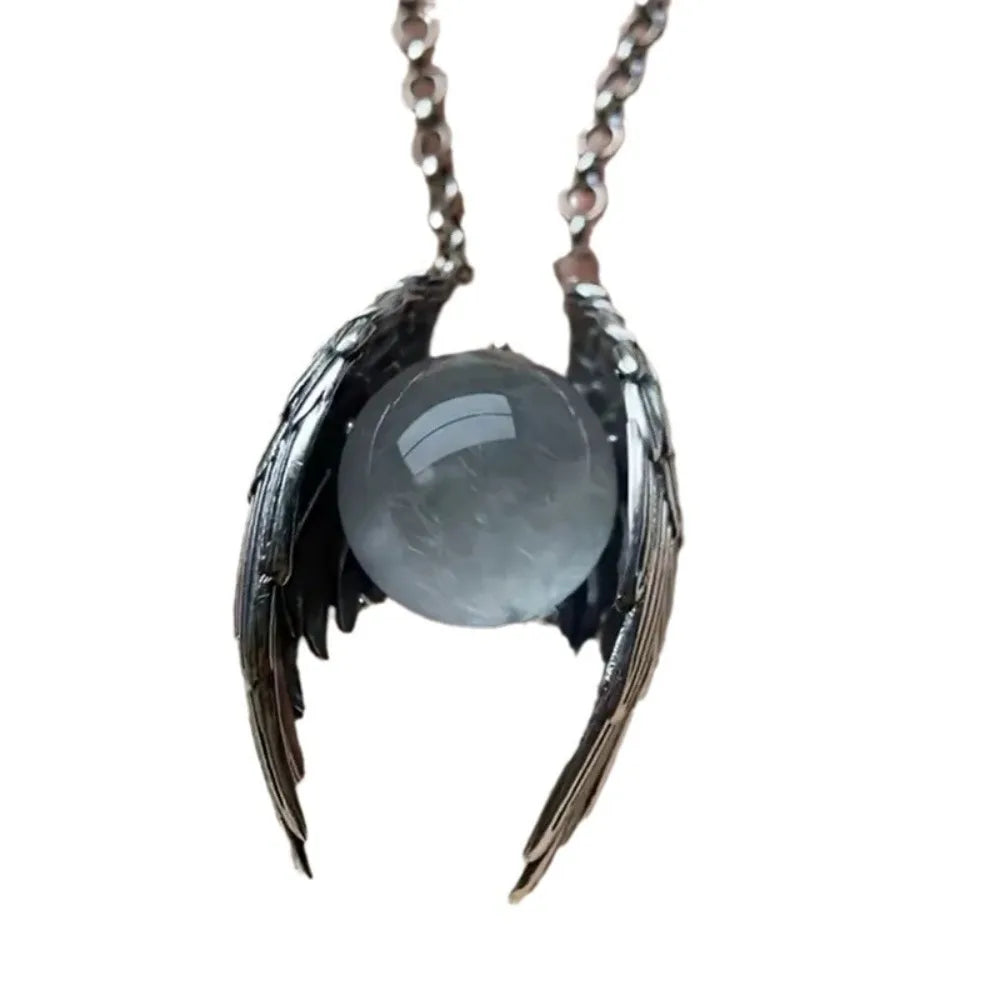 Collar Alas Nocturnas · Colgante Esférico