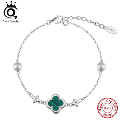Pulsera de trébol y perlas con detalle verde
