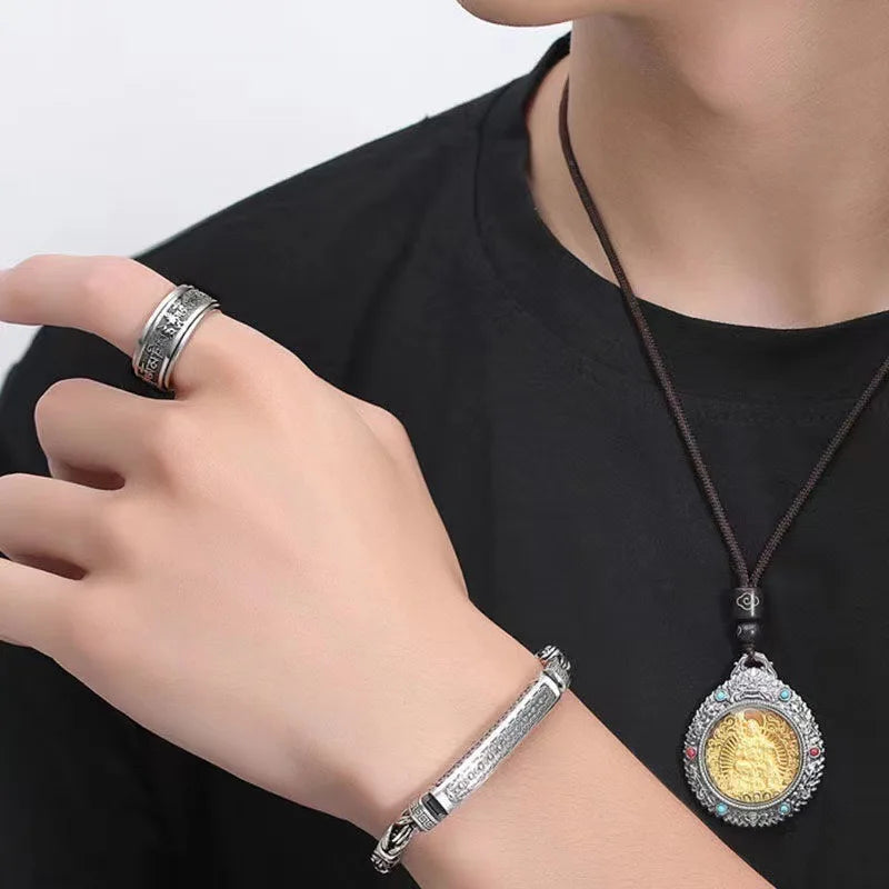 Anillo giratorio Om Mani Padme Hum