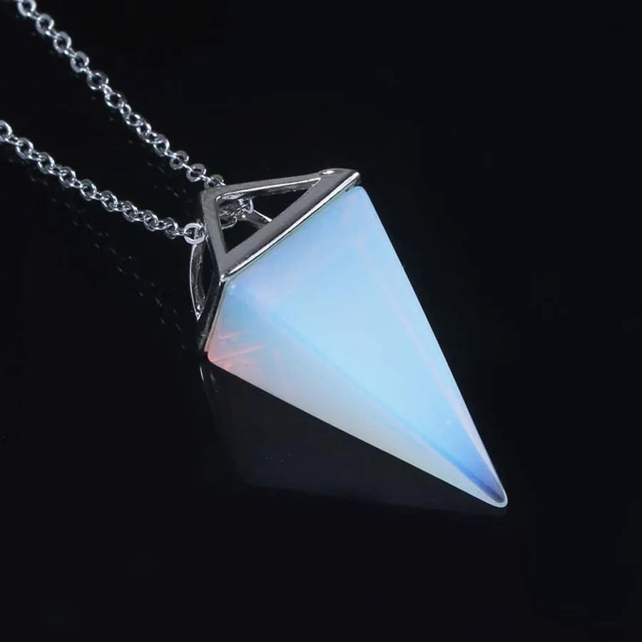 Colgante de punta de cristal