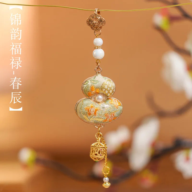 Snqp Sachê de Brocado com Motivo de Cabaça Estilo Tradicional Chinês, Pingente de Lapela para Cheongsam, Bola Oca de Aromaterapia, Amuleto de Sorte e Bênção