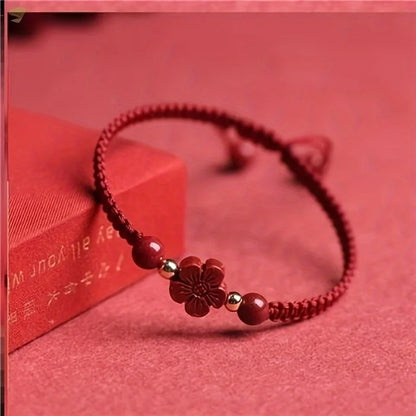Pulsera Trébol Rojo · Cordón Trenzado